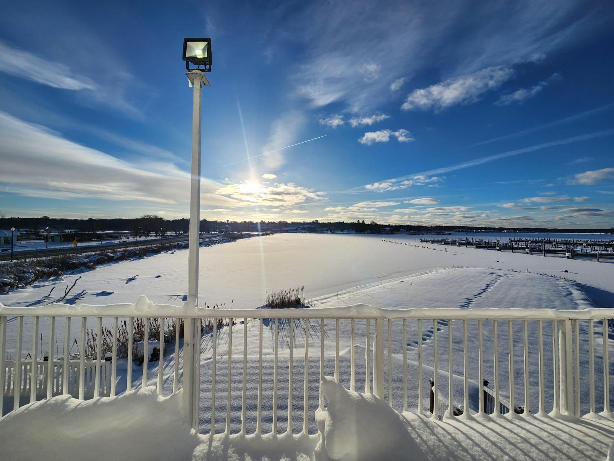 Weathervane Inn Montague Экстерьер фото