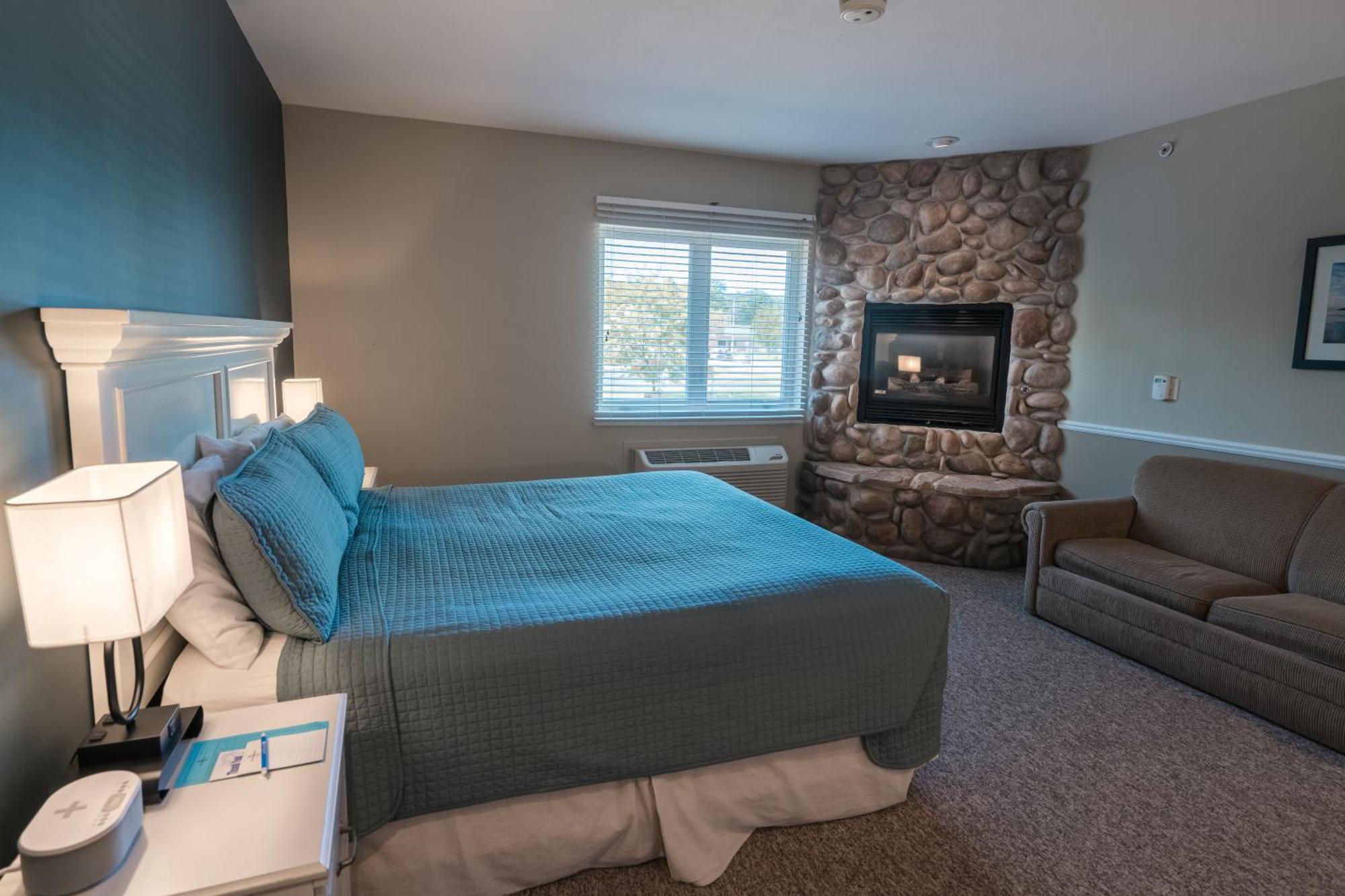 Weathervane Inn Montague Экстерьер фото